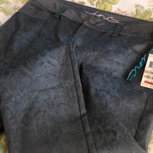 New w/ tags INC skinny jeans size 12 blue/ black